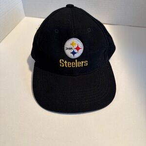 Pittsburgh STEELERS ball cap. Adjustable. New